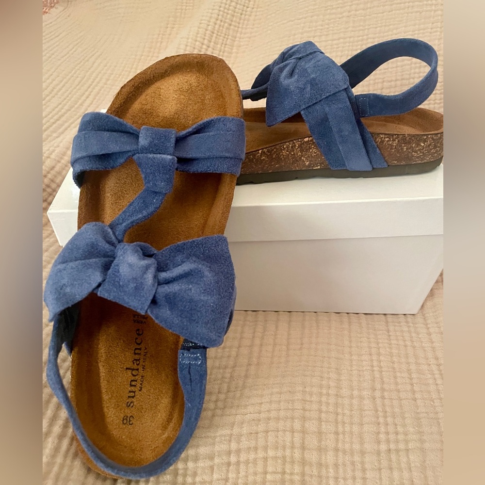 🥰 Sundance NWT Tigerlily Sandals. Size 39. Blue Suede Straps & Cushioned Insoles - Picture 2 of 7